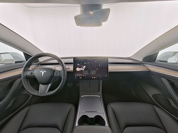 Tesla Model 3 208 kW image number 13