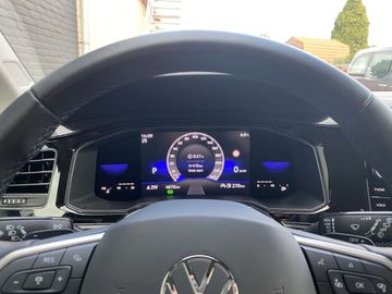 Car image 37