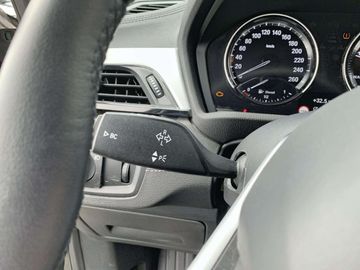 Car image 33