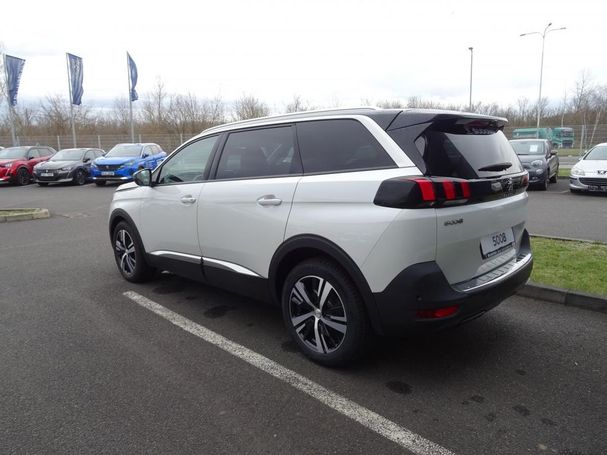 Peugeot 5008 130 Allure 96 kW image number 4