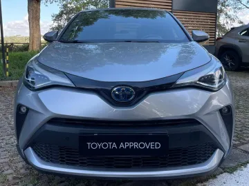 Car image 3