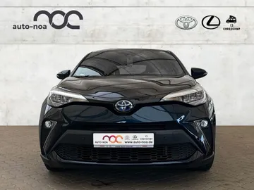 Car image 2
