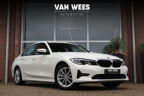 BMW 330 185 kW image number 1