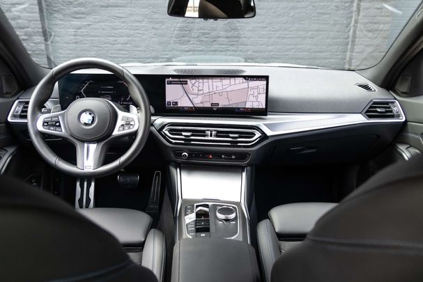 BMW 320i Touring 135 kW image number 27