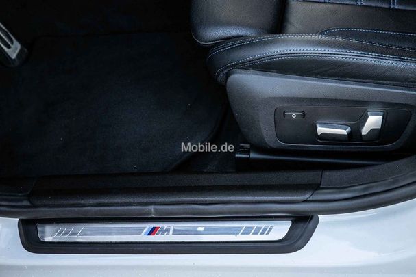 BMW 330i M Sport 190 kW image number 11