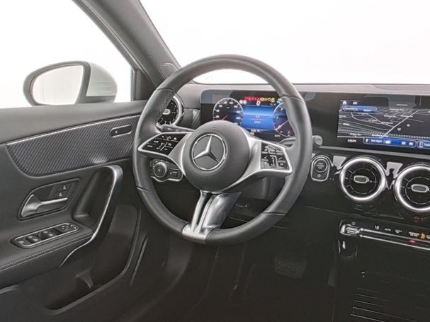 Mercedes-Benz A 200 d 110 kW image number 4