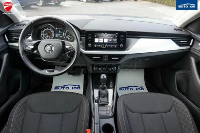 Car image 12