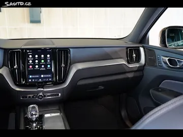 Car image 47