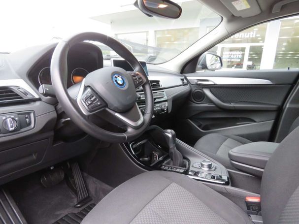 BMW X2 xDrive25e Advantage 162 kW image number 8