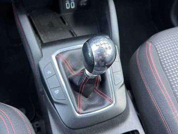 Car image 36