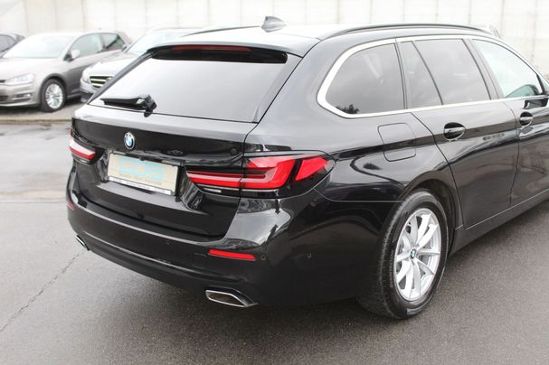 BMW 520d Touring xDrive 140 kW image number 6