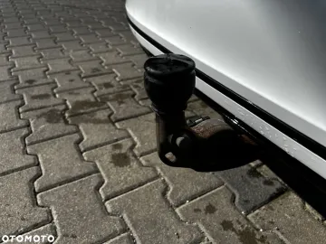 Car image 36