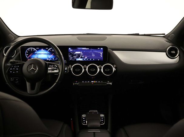 Mercedes-Benz B 180 100 kW image number 4