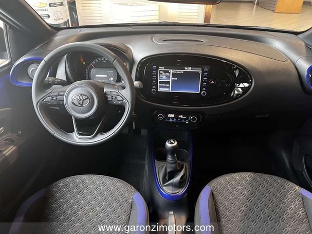 Toyota Aygo X 1.0 VVT-i 53 kW image number 12