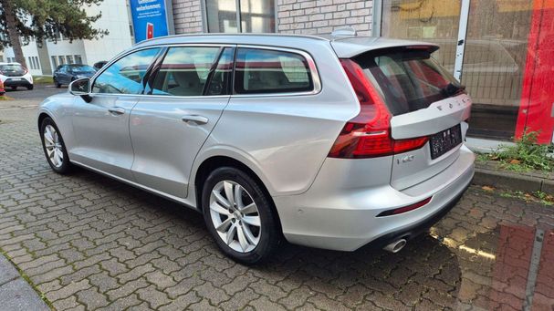 Volvo V60 Momentum 145 kW image number 13