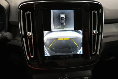 Car image 36