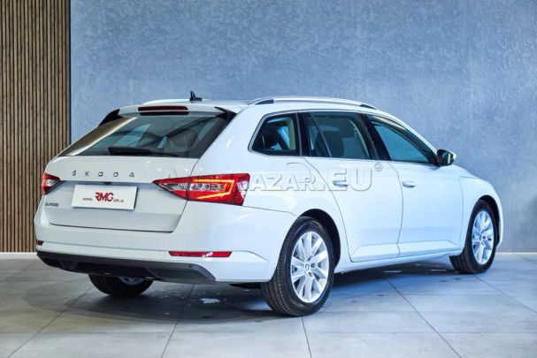 Skoda Superb Combi 2.0 TDI Style 110 kW image number 2