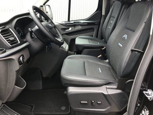 Ford Tourneo Custom 2.0 EcoBlue 125 kW image number 11