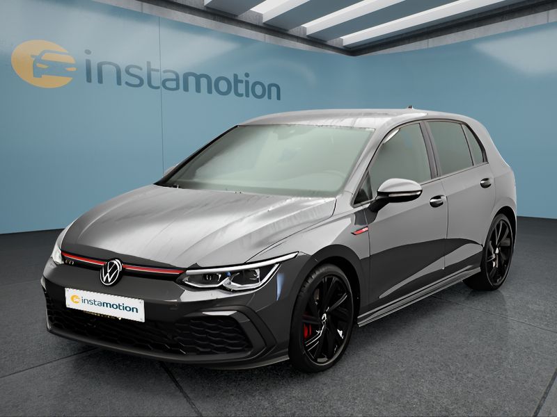 Volkswagen Golf 8 2.0