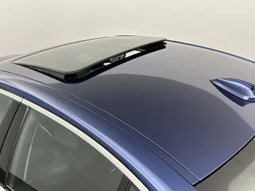 Car image 32