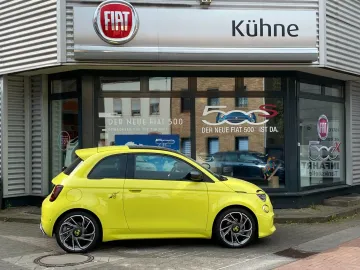 Car image 21