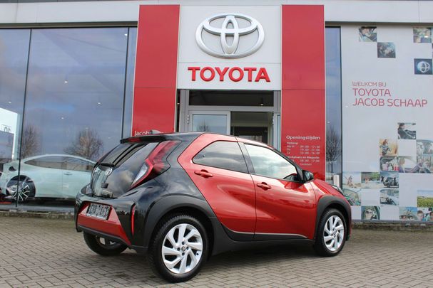 Toyota Aygo X 1.0 VVT-i CVT 53 kW image number 8