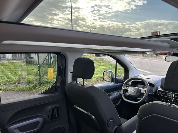 Citroen Berlingo M BlueHDi 130 EAT8 SHINE 96 kW image number 34