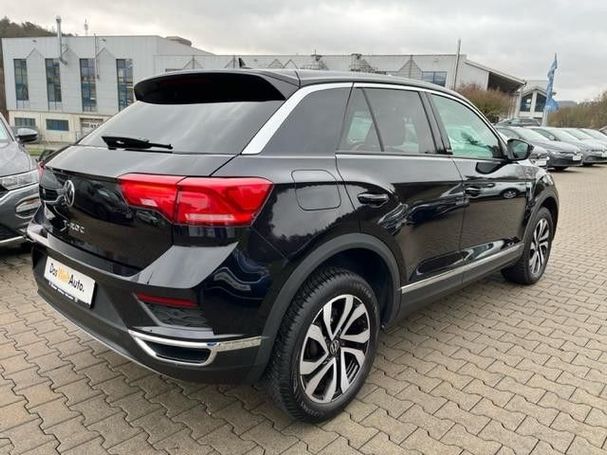 Volkswagen T-Roc 1.5 TSI Active 110 kW image number 5