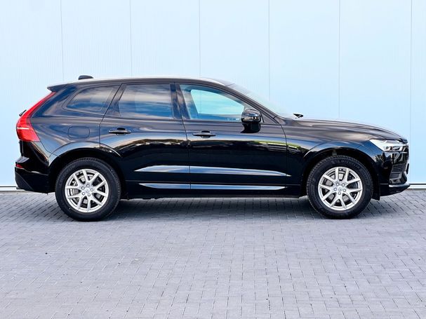 Volvo XC60 D4 AWD Momentum 140 kW image number 2