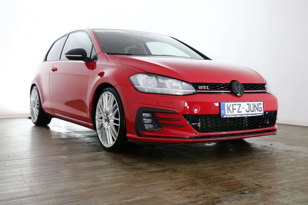 Volkswagen Golf 81 kW image number 4