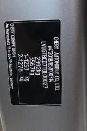 Car image 37