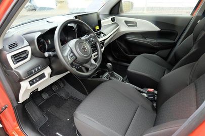 Car image 6