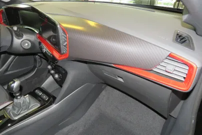 Car image 24