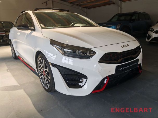 Kia ProCeed GT 150 kW image number 6