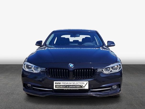 BMW 330i Sport Line 185 kW image number 2