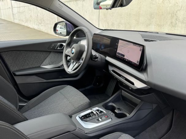 BMW 120i 103 kW image number 22