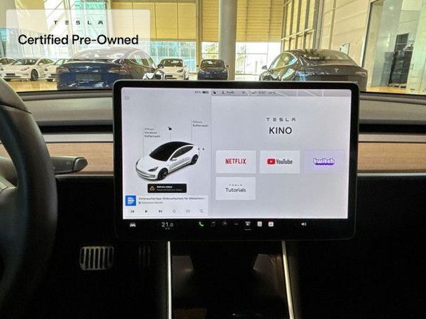 Tesla Model 3 Long Range AWD 258 kW image number 16