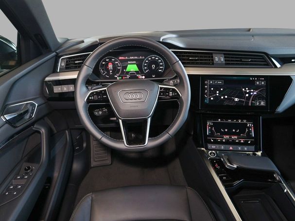 Audi Q8 55 quattro e-tron S-line 300 kW image number 11