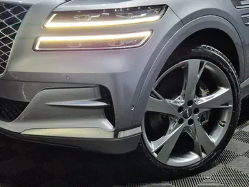 Car image 36