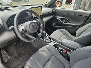 Car image 9