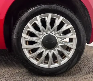 Car image 17
