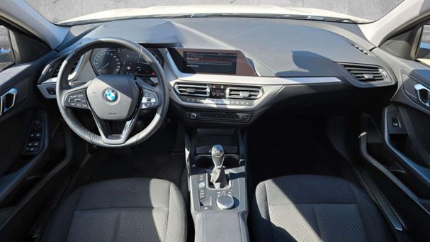 BMW 118i Advantage 100 kW image number 7