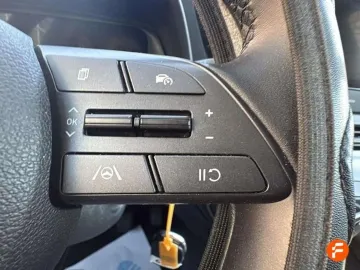Car image 29