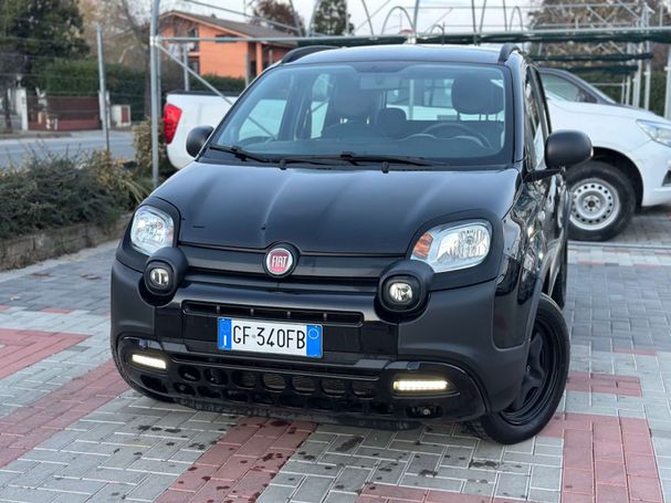 Fiat Panda Cross 1.0 Hybrid City 51 kW image number 2