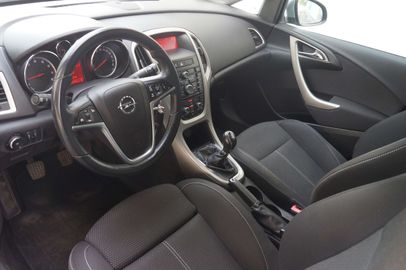 Car image 11