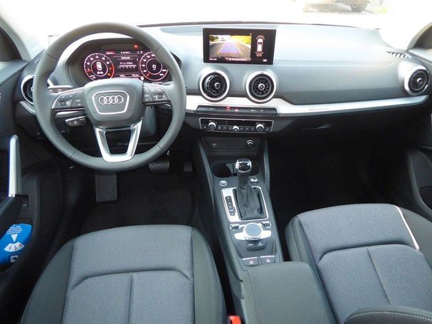 Audi Q2 35 TFSI S-line 110 kW image number 6