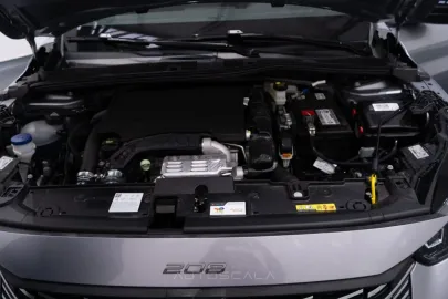 Car image 32