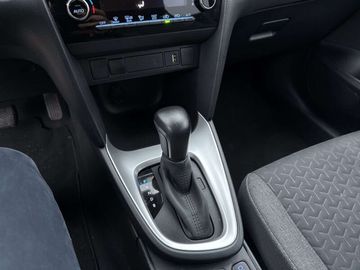 Car image 10