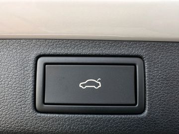 Car image 41