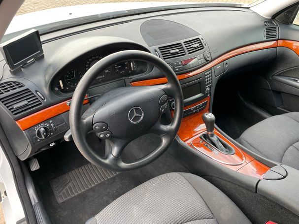 Mercedes-Benz E 280 140 kW image number 11